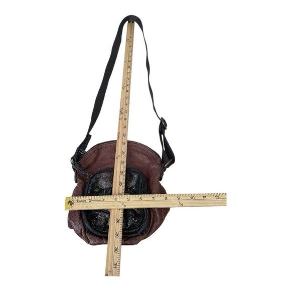 The Sak Brown Crossbody Bag with Metallic Front Pocket & Knit Lining - Picture 3 of 6